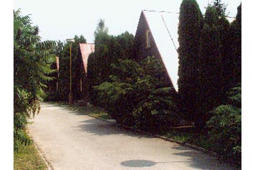 Slovacia Bungalov Turčianske Teplice, Exteriorul